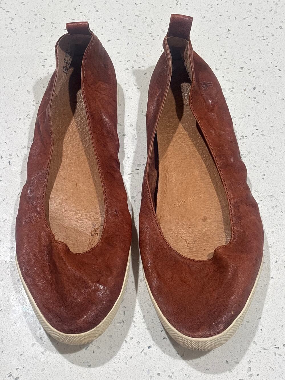 Women’s sz 10M Frye Slip Ons